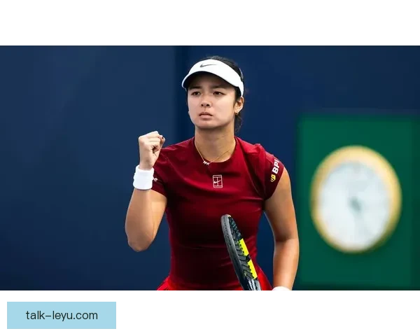 网坛最新动态：顶尖选手激烈角逐大满贯赛场精彩瞬间