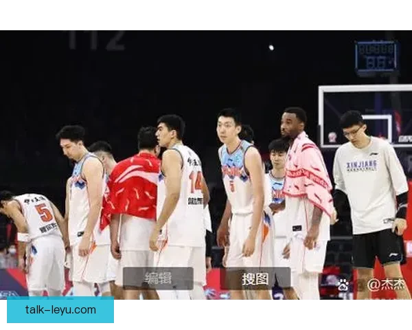 CBA季后赛激烈对决燃爆赛场多队争夺总冠军悬念升级